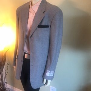 “NEW ARRIVALS” Brand New Sports Jacket By Trieste Collection Size M 3 Buttons